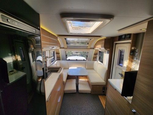 아드리아 아도라 522UP